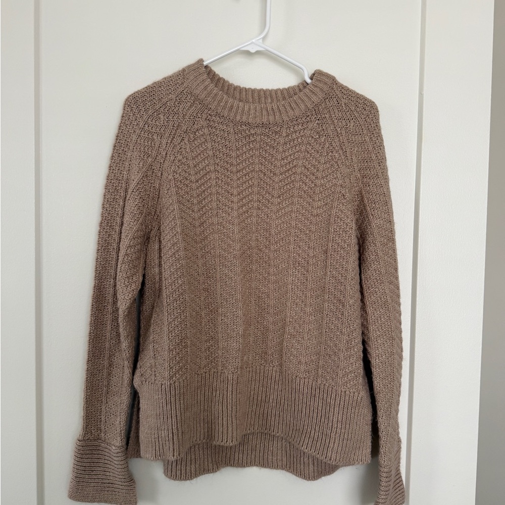 H&M Women's Beige Knit Sweater